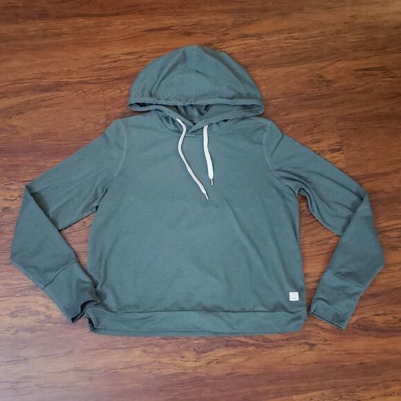 Vuori Green Chic Feminine Athleisure Halo Performance Pullover Hoodie Size Small - Picture 1 of 6